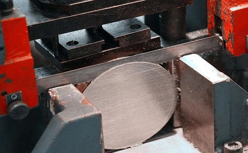 海口影响双金属带锯条使用寿命的主要因素有哪些？